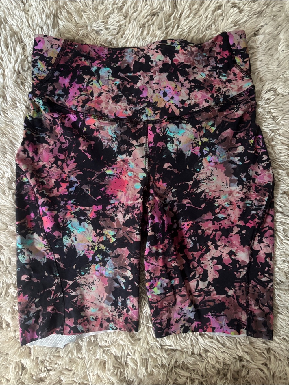 Lululemon size 6 High-Waist Floral Print Bike Shorts